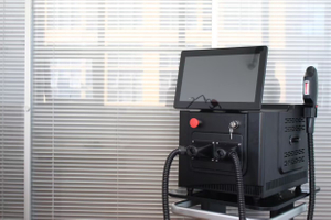 3 en 1 &eacute;pilation au laser SHR YAG d&eacute;tatouage au laser rajeunissement de la peau IPL